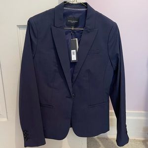 Banana Republic navy suit—Avery style, machine washable, never worn!